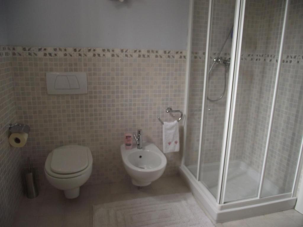 Villa Castiglioni Apartment Laglio Room photo
